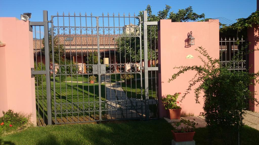 Aparthotel La Corte Dei Rei à Castiadas Extérieur photo