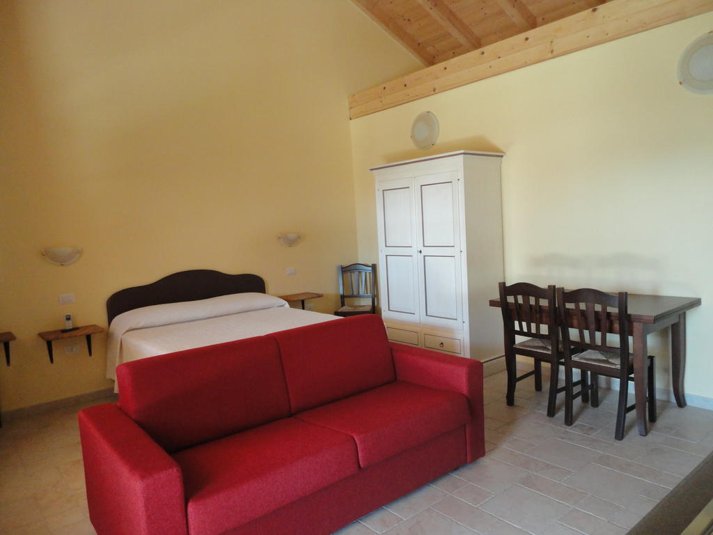 Aparthotel La Corte Dei Rei à Castiadas Chambre photo