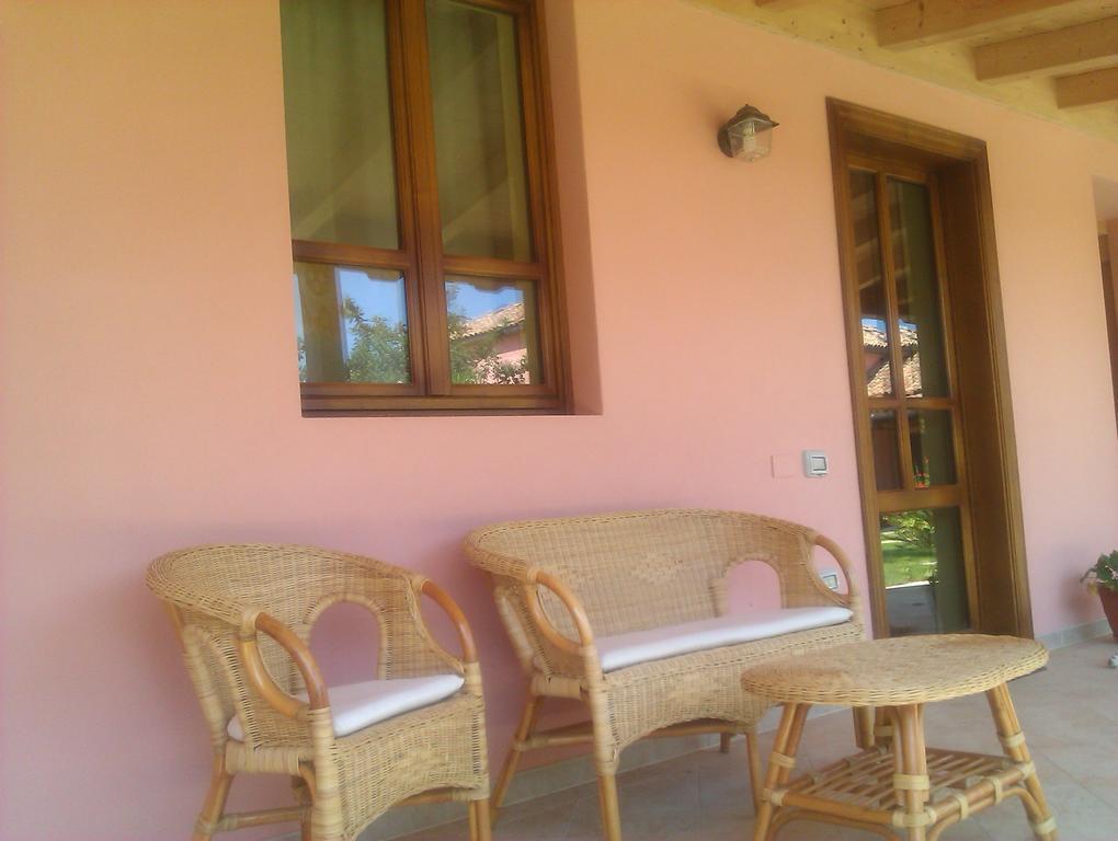 Aparthotel La Corte Dei Rei à Castiadas Extérieur photo